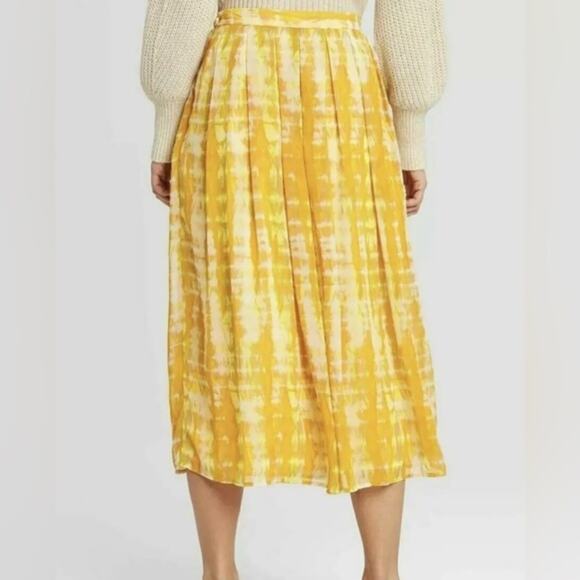 Who What Wear Yellow Pleated Midi Skirt - 22W - Picture 2 of 7